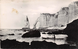 ETRETAT L'aiguille Et La Porte D'aval  3  (scan Recto Verso)MG2882UND - Etretat