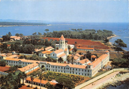 ILE SAINT HONORAT Vue Generale De L'abbaye  31 (scan Recto Verso)MG2886VIC - Autres & Non Classés