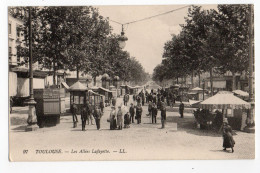 TOULOUSE * HAUTE GARONNE * Les ALLEES LAFAYETTE * COLONNE MORICE * KIOSQUES * STANDS * Animation * Carte N° 97 - Toulouse