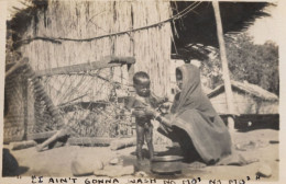 Dhulia West Khandesh Africa Child Refusing Bathing Old Postcard - Non Classés