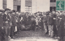 Chasses De Chambord (41 Loir Et Cher) La Saint Hubert Dépeçage Du Cerf - Devant Les Enfants ! - Chasse A Courre -Vannier - Chambord