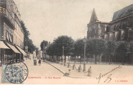 COMPIEGNE - La Rue Mounier - Très Bon état - Compiegne