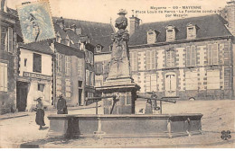 MAYENNE - Place Luis De Hercé - La Fontaine - Très Bon état - Mayenne