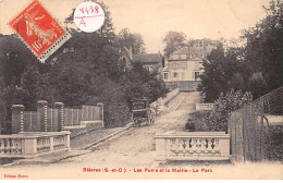 BIEVRES - Les Ponts Et La Mairie - Le Parc - Très Bon état - Bievres