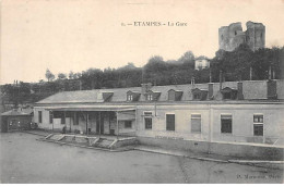 ETAMPES - La Gare - Très Bon état - Etampes