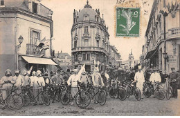 TOURS - Fêtes - CAVALCADE - Véloce Club De Tours  - Très Bon état - Tours