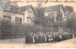 BEAUMONT - Ecole Des Filles à La Sortie - Très Bon état - Beaumont Sur Oise