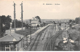 EPLUCHES - La Gare - Très Bon état - Other & Unclassified