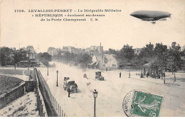 LEVALLOIS PERRET - Le Dirigeable Militaire " République " évoluant Au Dessus De La Porte Champeret - Très Bon état - Levallois Perret