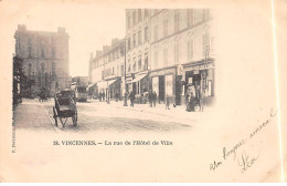 VINCENNES - La Rue De L'Hôtel De Ville - Très Bon état - Vincennes