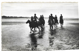 14 Ouistreham Riva Bella Chevauchee Sur La Plage 29 Rare - Ouistreham