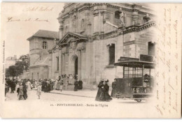 FONTAINEBLEAU: Sortie De L'église - Très Bon état - Fontainebleau