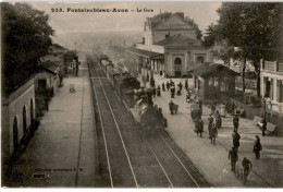 FONTAINEBLEAU: La Gare - Très Bon état - Fontainebleau