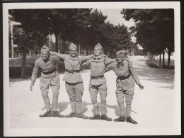 Jolie Photo Militaria Camp De Mailly, Mailly-le-Camp Soldats Marion, Eymer, Martin, Charlot Juillet 1934, 12x9cm - Guerre, Militaire