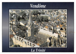 VENDOME    Vue Aérienne De L'église De La Trinité Et Le Quartier Rochambeau   31 (scan Recto Verso)MG2891 - Vendome