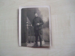 Carte Photo Ancienne (coupée) MILITAIRE A IDENTIFIER - Guerre, Militaire