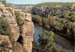 RUOMS     Les Gorges De L'Ardèche Au Défilé De Ruoms   29 (scan Recto Verso)MH2924 - Ruoms