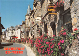 ROCHEFORT EN TERRE   Vieilles Maisons Fleuries De La Place Du Puits  32 (scan Recto Verso)MH2943 - Rochefort En Terre