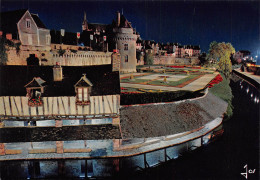 VANNES   Les Remparts Et La Tour De Connétable - Les Lavoirs   En Nocturne   34 (scan Recto Verso)MH2945 - Vannes