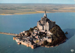 LE MONT SAINT MICHEL   Vue Aérienne Du Mont Par Grande Marée      32 (scan Recto Verso)MH2968 - Le Mont Saint Michel