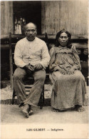 PC ILES GILBERT, INDIGÉNES, NATIVE COUPLE, Vintage Postcard (b53599) - Kiribati