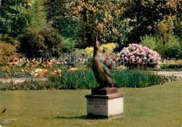 73480487 Freiburg Breisgau Stadtpark Statue Schreiende Gans Freiburg Breisgau - Freiburg I. Br.