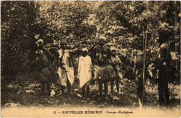 PC NEW HEBRIDES, GROUPE D'INDIGÉNES, Vintage Postcard (b53549) - Vanuatu