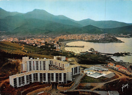 BANYULS SUR MER    Vue Générale, La Résidence De Castell-Bear   Photo Aérienne  14 (scan Recto Verso)MH2973 - Banyuls Sur Mer