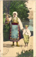 PC SERBIA FOLKLORE GARMENTS (a57490) - Serbien