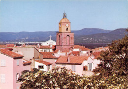 SAINT-TROPEZ  Le Clocher Et Quelques Toits En Face Du Massif Des Maures    19 (scan Recto Verso)MH2984 - Saint-Tropez