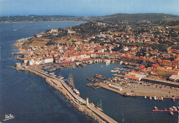 SAINT-TROPEZ  Vue Générale Sur Le Port, La Citadelle Et La Baie Des Canebiers     5 (scan Recto Verso)MH2989 - Saint-Tropez