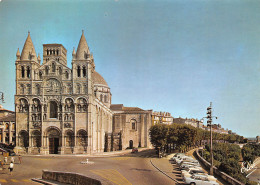 16 ANGOULEME  La Cathédrale Et Le Rempart Desaix  18 (scan Recto Verso)MH2990 - Angouleme