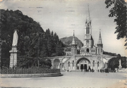 65-LOURDES-N°C4102-D/0119 - Lourdes