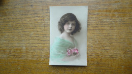 Ancienne Carte , Petite Fille - Portraits