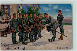 39194807 - Serie 167/3  Hinter Der Front , Stiefelappell  WK I - Thiele, Arthur