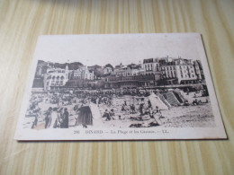 CPA Dinard (35).La Plage Et Les Casinos - Carte Animée. - Dinard