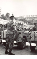 Algérie - ALGER Le 13 Mai 1958 - Les Parachutistes Devant Le Gouvernement Généra - Algeri