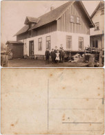 Foto  Familie Vor Bauernhaus 1918 Privatfoto  - Unclassified