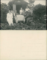 Schrebergarten/Kleingarten Frauen   Tisch  Laube Zeitgeschichte 1917 Privatfoto - Non Classificati
