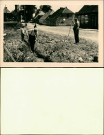 Deutschland Propaganda - DDR, Arbeiter An Der Dorfstraße 1955 Privatfoto - Other & Unclassified