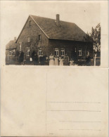 Ansichtskarte  Familie Vor Einfamilien Ziegelhaus 1922 Privatfoto - Unclassified