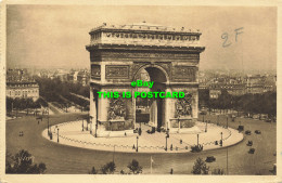 R611585 Paris. The Triumphal Arch And The Place De L Etoile. The Unknown Soldier - Mundo