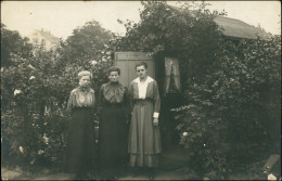 Schrebergarten/Kleingarten Frauen Vor Gartenlaube Zeitgeschichte 1916 Privatfoto - Non Classificati