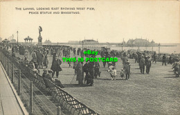 R611688 The Lawns. Looking East Showing West Pier. Peace Statue And Bandstand. N - Mundo