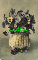 R610511 Greeting Card. Flowers In Basket - Welt