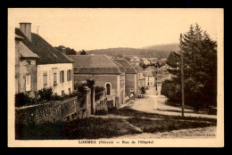 58 - LORMES - RUE DE L'HOPITAL - Lormes