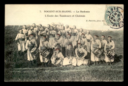 94 - NOGENT-SUR-MARNE - LA REDOUTE - L'ECOLE DES TAMBOURS ET CLAIRONS - CARTE COLORISEE - Nogent Sur Marne