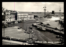 ITALIE - SIRACUSA - PAQUEBOT "L'ESPERIA " NELLA STAZIONE MARITTIMA - Siracusa