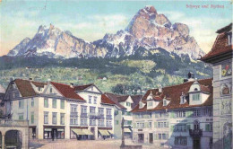 13974461 SCHWYZ_SZ Ortszentrum Blick Gegen Mythen - Autres & Non Classés