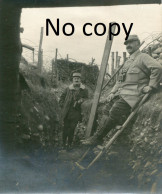 PHOTO FRANCAISE - OFFICIERS DANS UNE TRANCHEE PRES DE THANN ALSACE HAUT RHIN - GUERRE 1914 1918 - Guerra, Militares